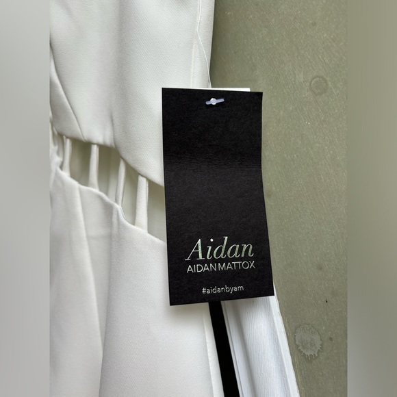 NWT Luxury Aidan Mattox White Maxi Dress US 2 - Picture 6 of 9